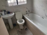 Bathroom 1 of property in Soshanguve