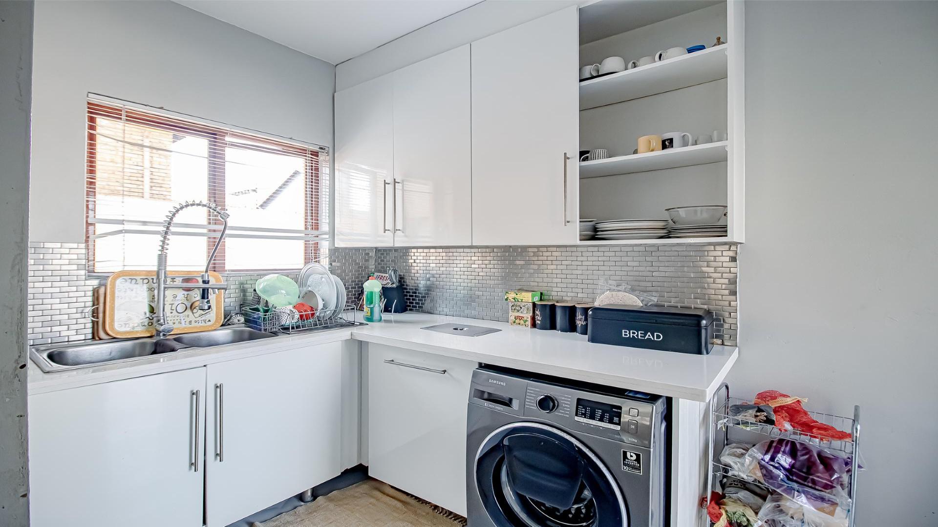 Kitchen of property in Amberfield