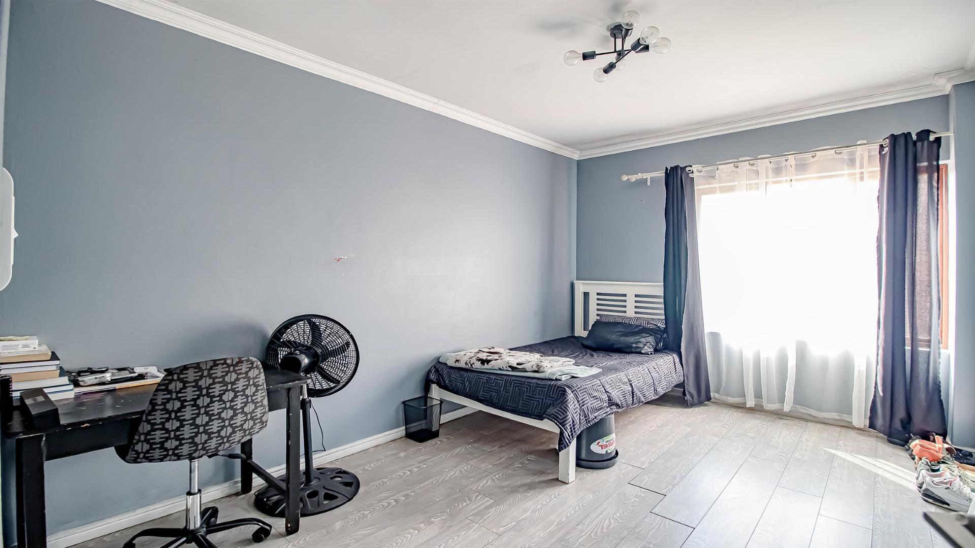 Bed Room 2 of property in Amberfield