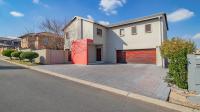 Front View of property in Amberfield
