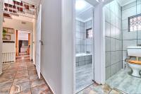  of property in Florida Hills