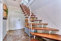  of property in Florida Hills