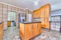  of property in Florida Hills