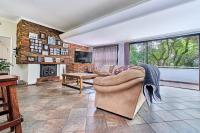  of property in Florida Hills