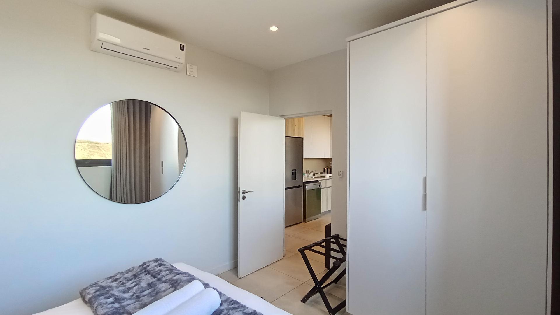 Bed Room 2 - 16 square meters of property in Ballito