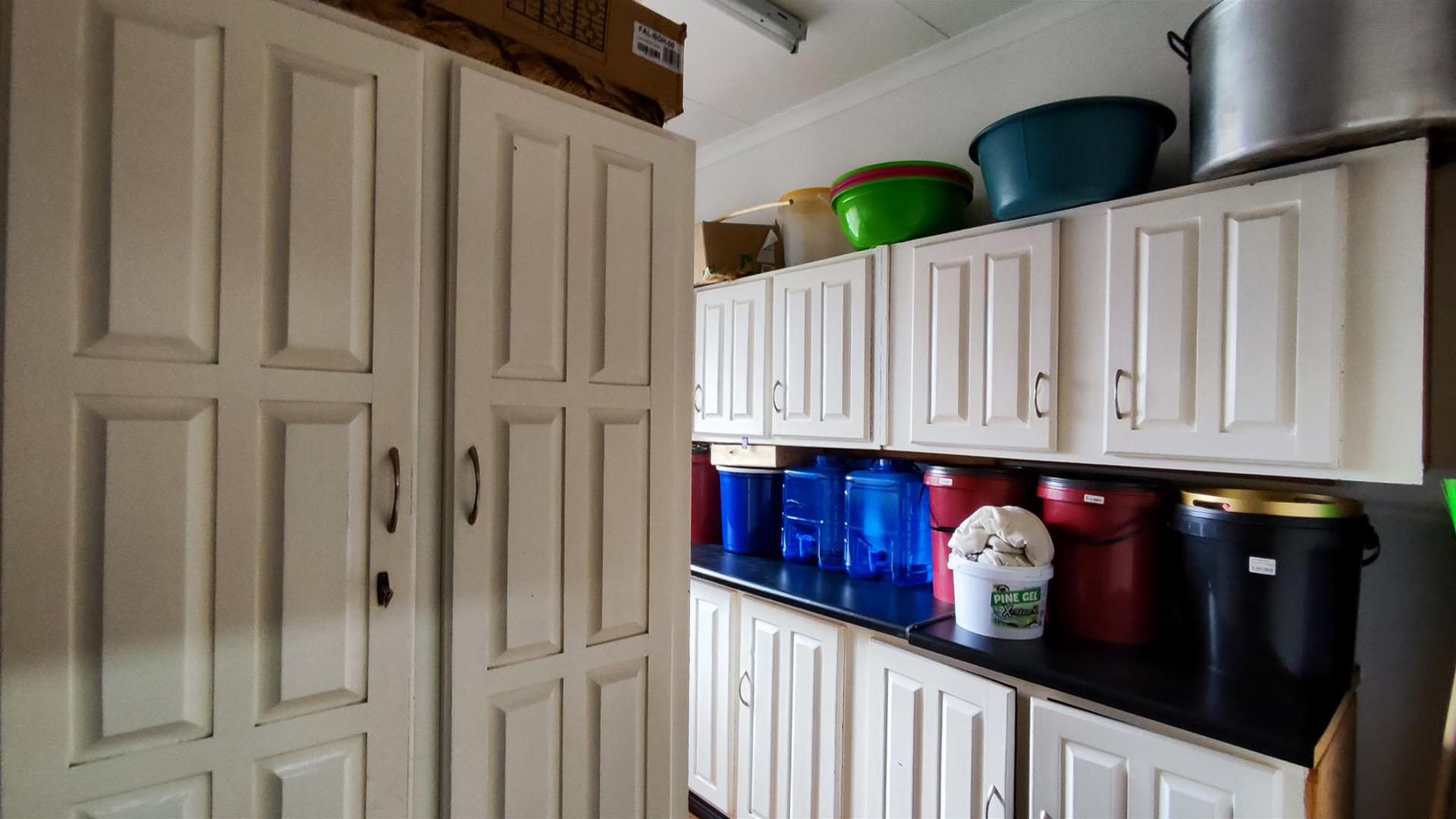 Scullery - 9 square meters of property in Vanderbijlpark