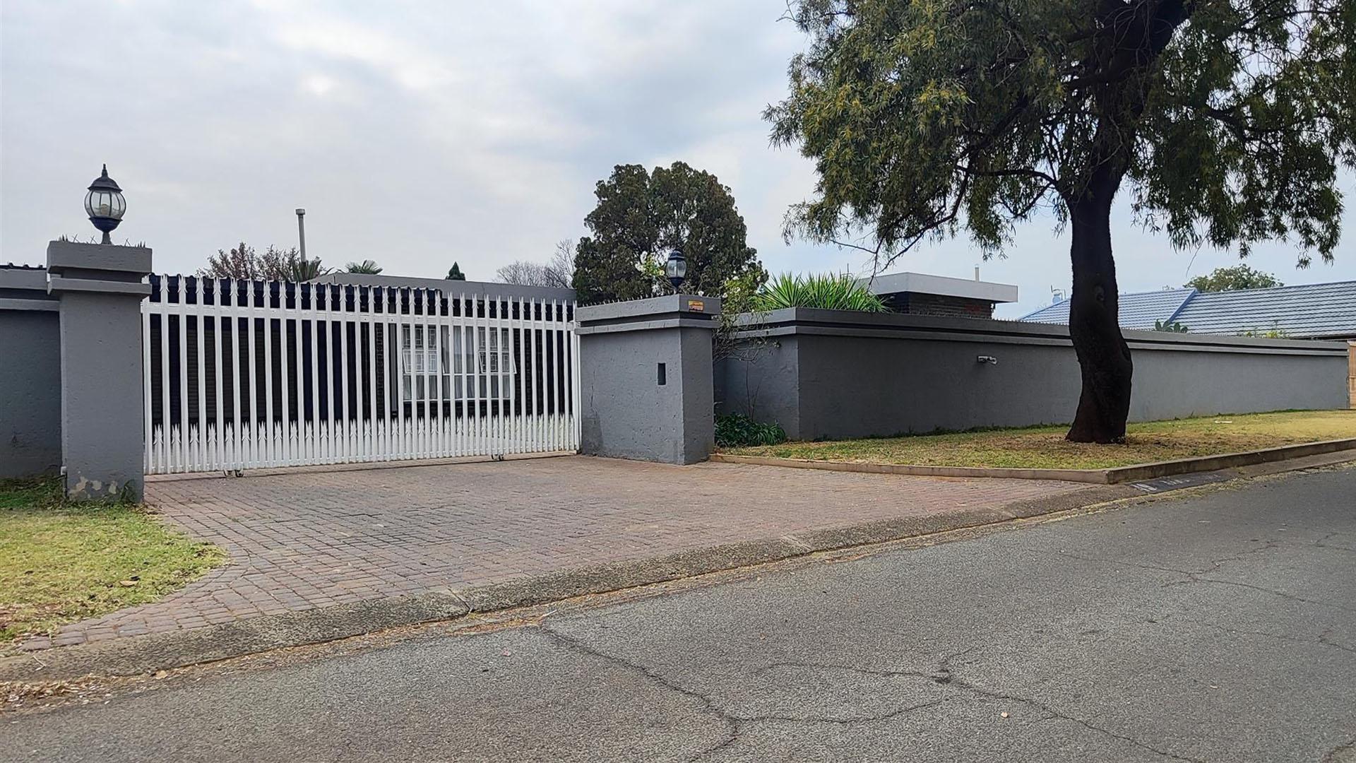 Front View of property in Vanderbijlpark