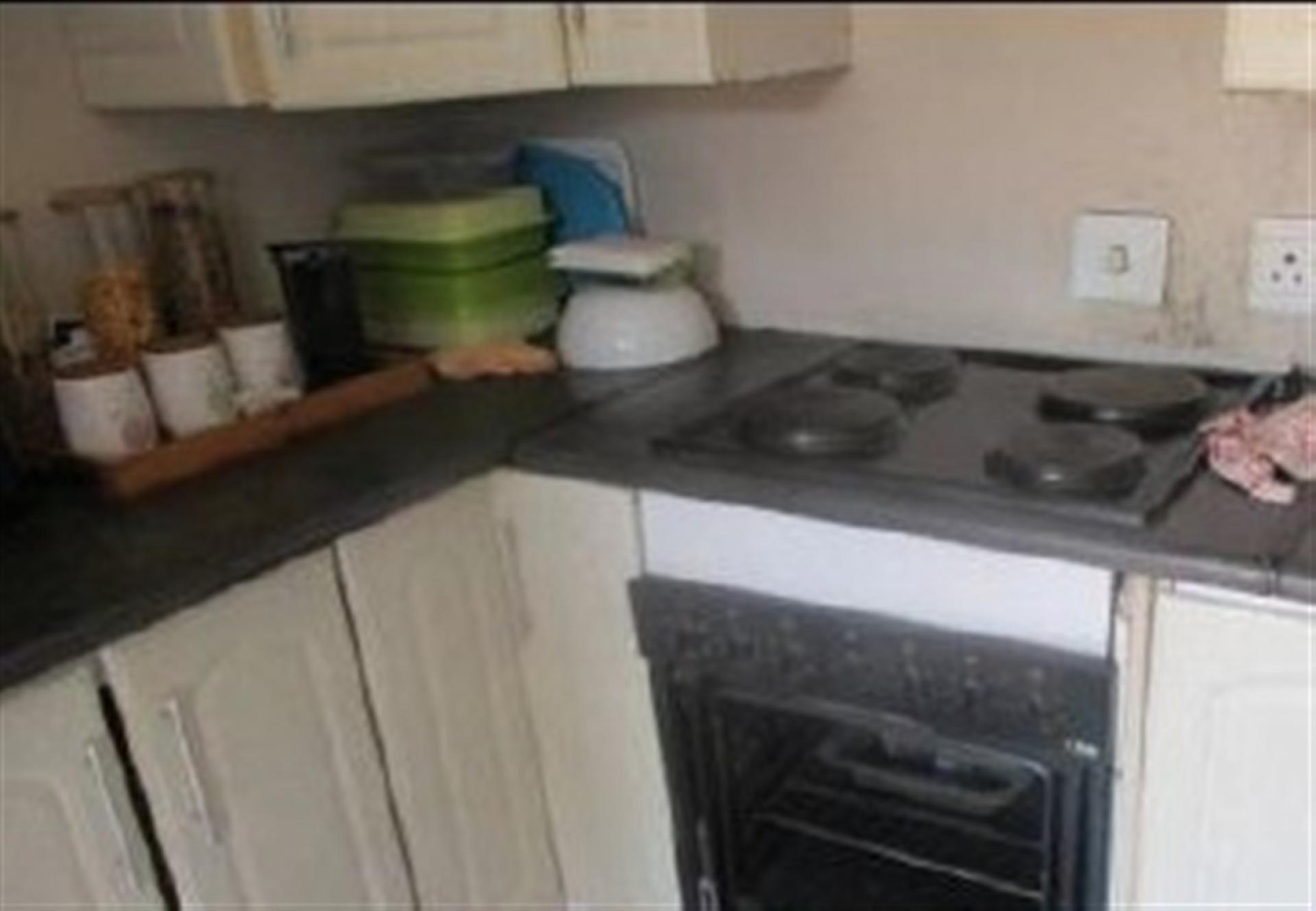Kitchen of property in Tasbetpark