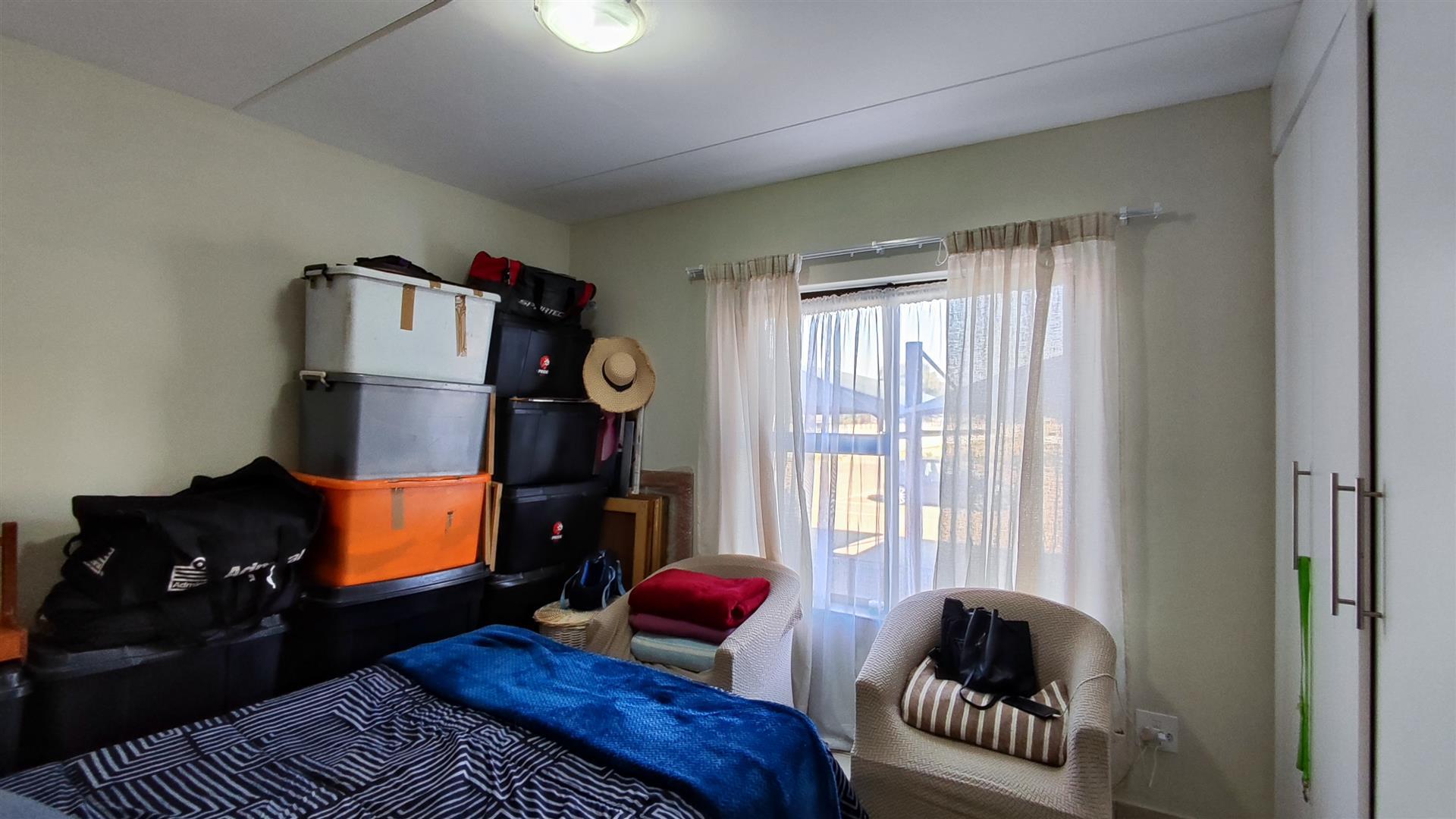 Bed Room 1 - 13 square meters of property in Benoni