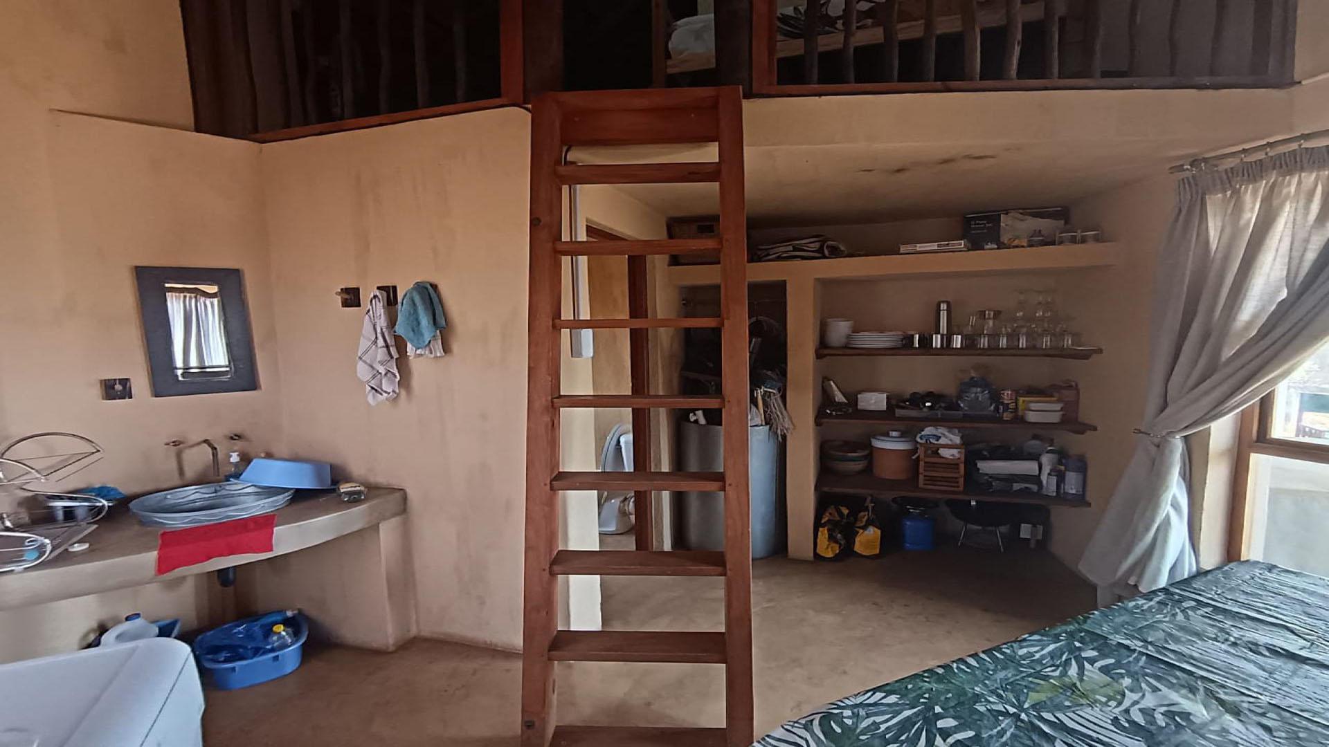 Kitchen of property in Mashishing