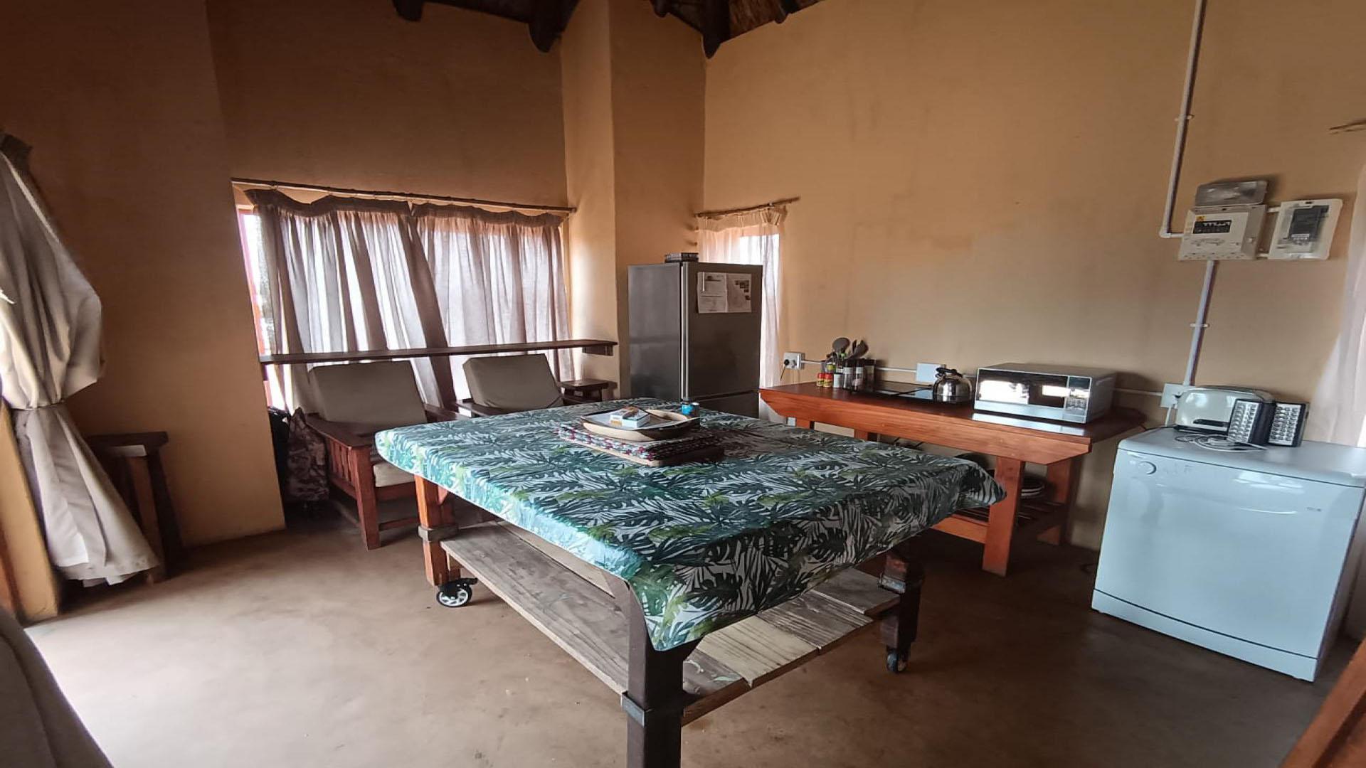Kitchen of property in Mashishing