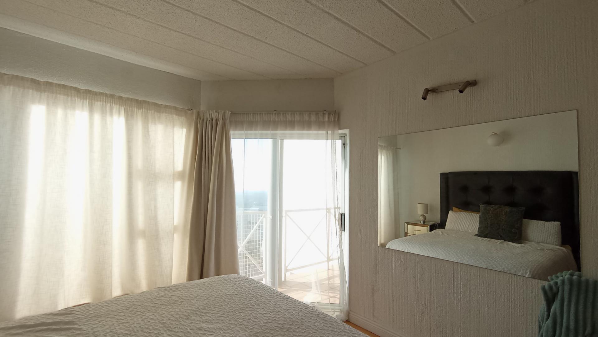 Bed Room 1 - 20 square meters of property in Northcliff