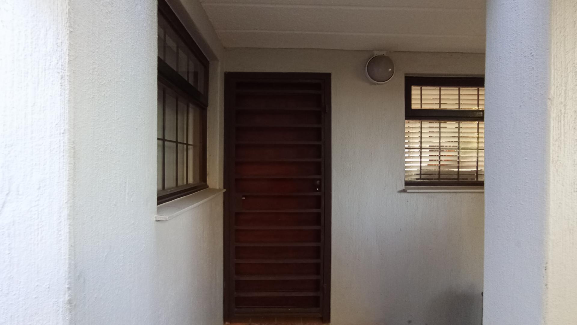 Front View of property in Northcliff