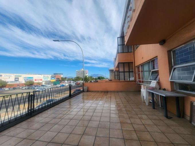 2 Bedroom Apartment for Sale For Sale in Parow Central - MR680762