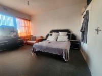  of property in Parow Central