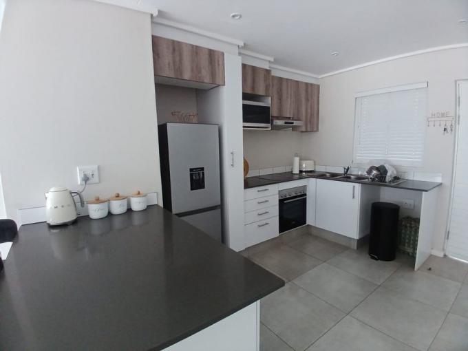 2 Bedroom Apartment to Rent in Waterfall - Property to rent - MR680770