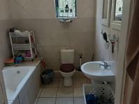  of property in Queensburgh