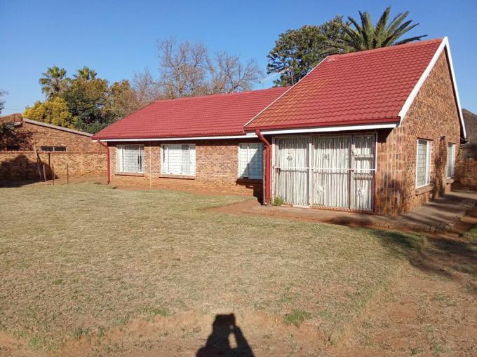 3 Bedroom House for Sale For Sale in Waldrift - MR680783