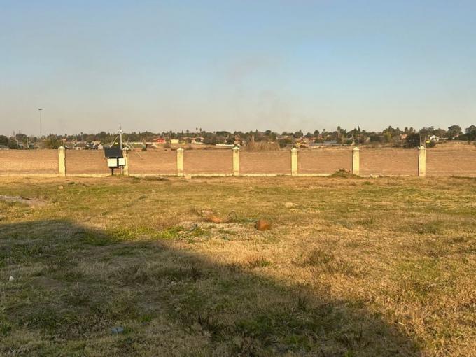 Land for Sale For Sale in Helderwyk Estate - MR680792
