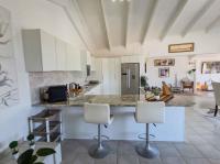  of property in Uvongo