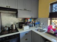  of property in Queensburgh