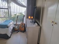 of property in Glenvista