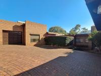  of property in Glenvista