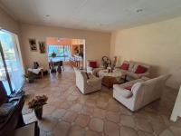  of property in Glenvista