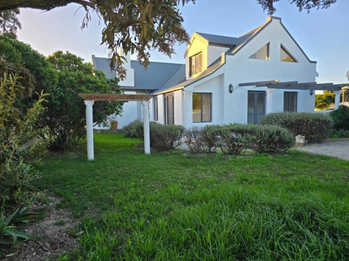 5 Bedroom House to Rent in Grotto Bay - Property to rent - MR680830