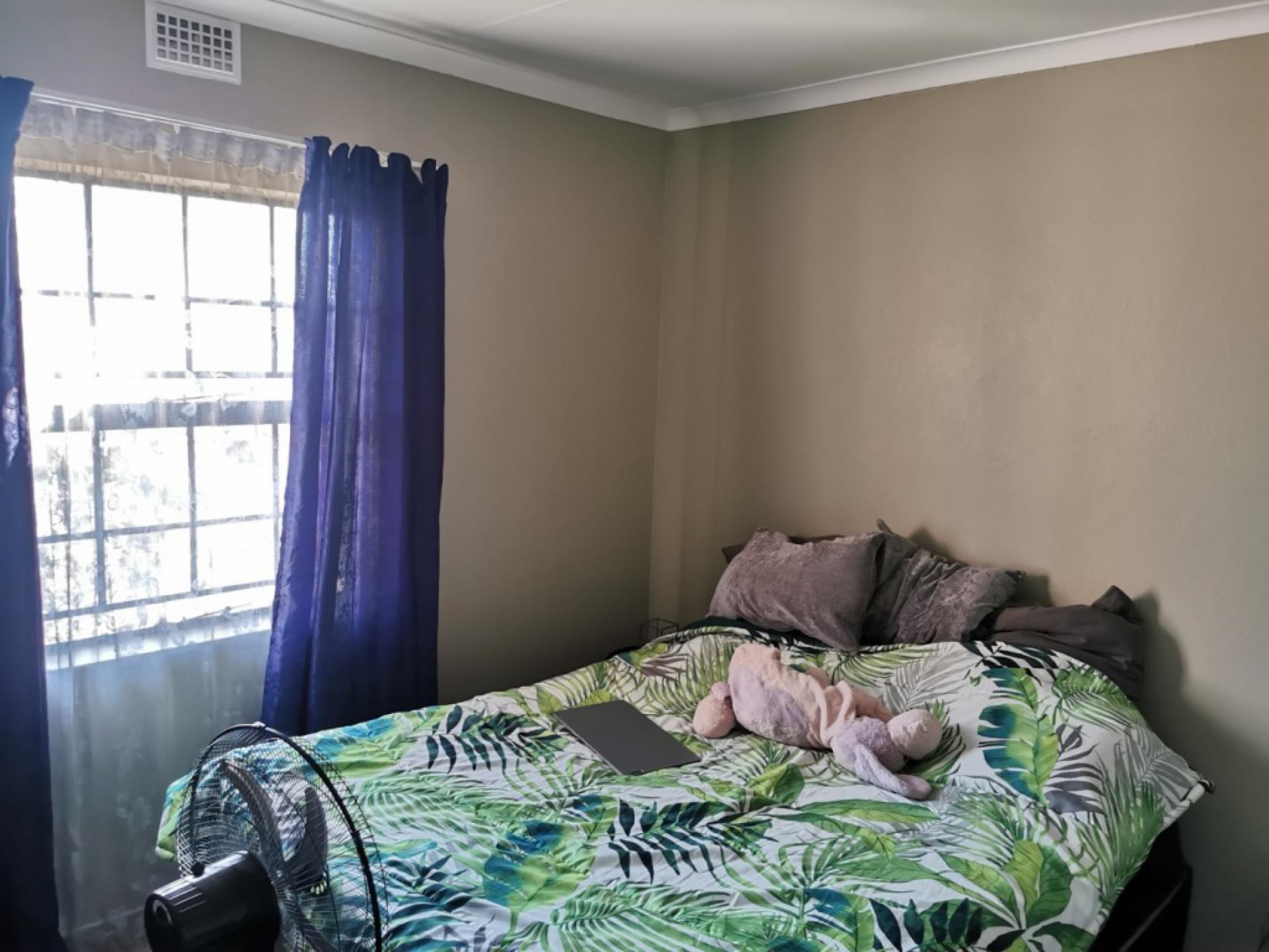  of property in Montana Tuine