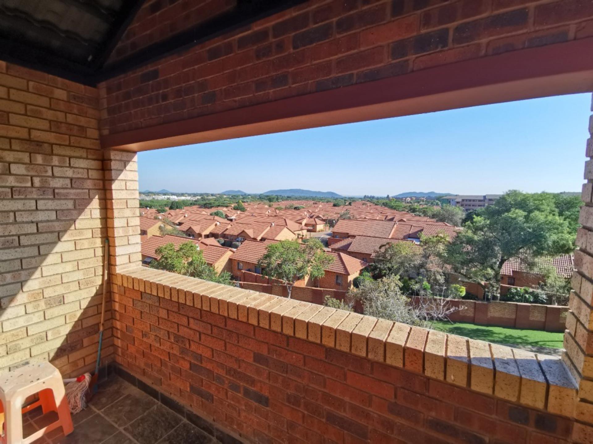  of property in Montana Tuine