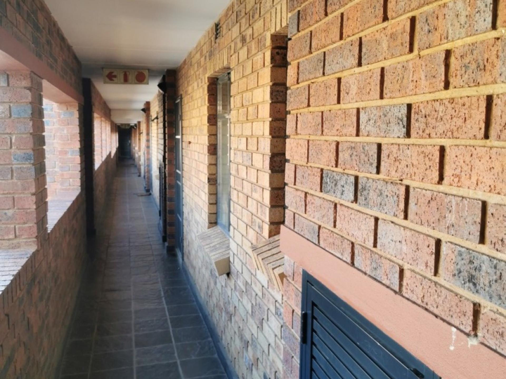  of property in Montana Tuine