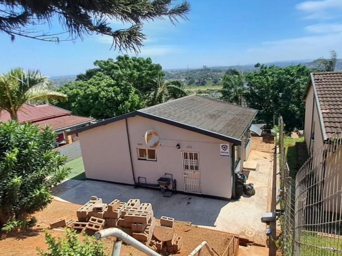 2 Bedroom House for Sale For Sale in Lotus Park - MR680837