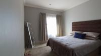 Main Bedroom - 20 square meters of property in Six Fountains Estate