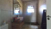 Main Bathroom - 7 square meters of property in Six Fountains Estate