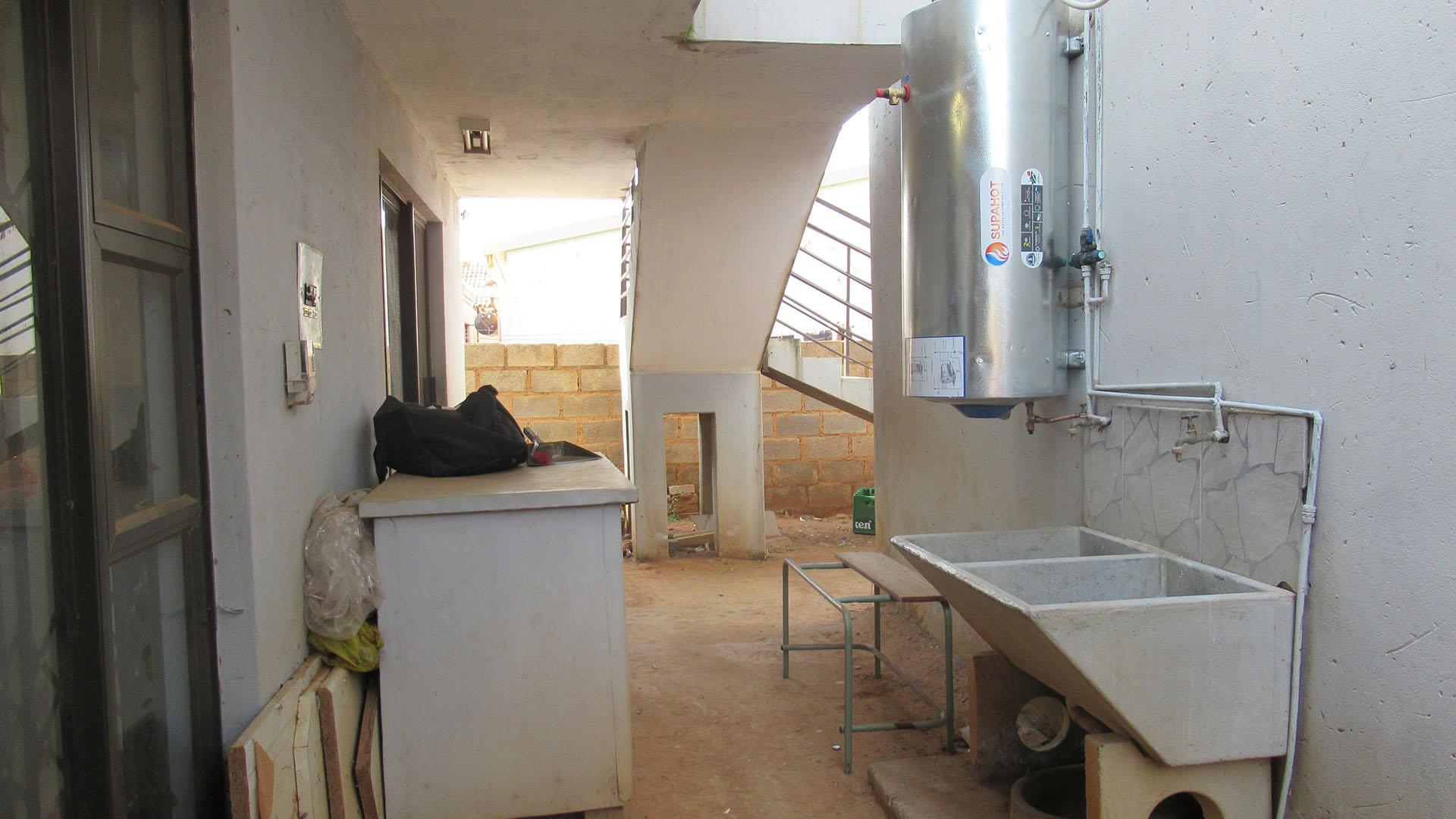 Patio - 12 square meters of property in Glen Ridge (Gauteng - West)