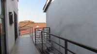 Balcony - 21 square meters of property in Glen Ridge (Gauteng - West)