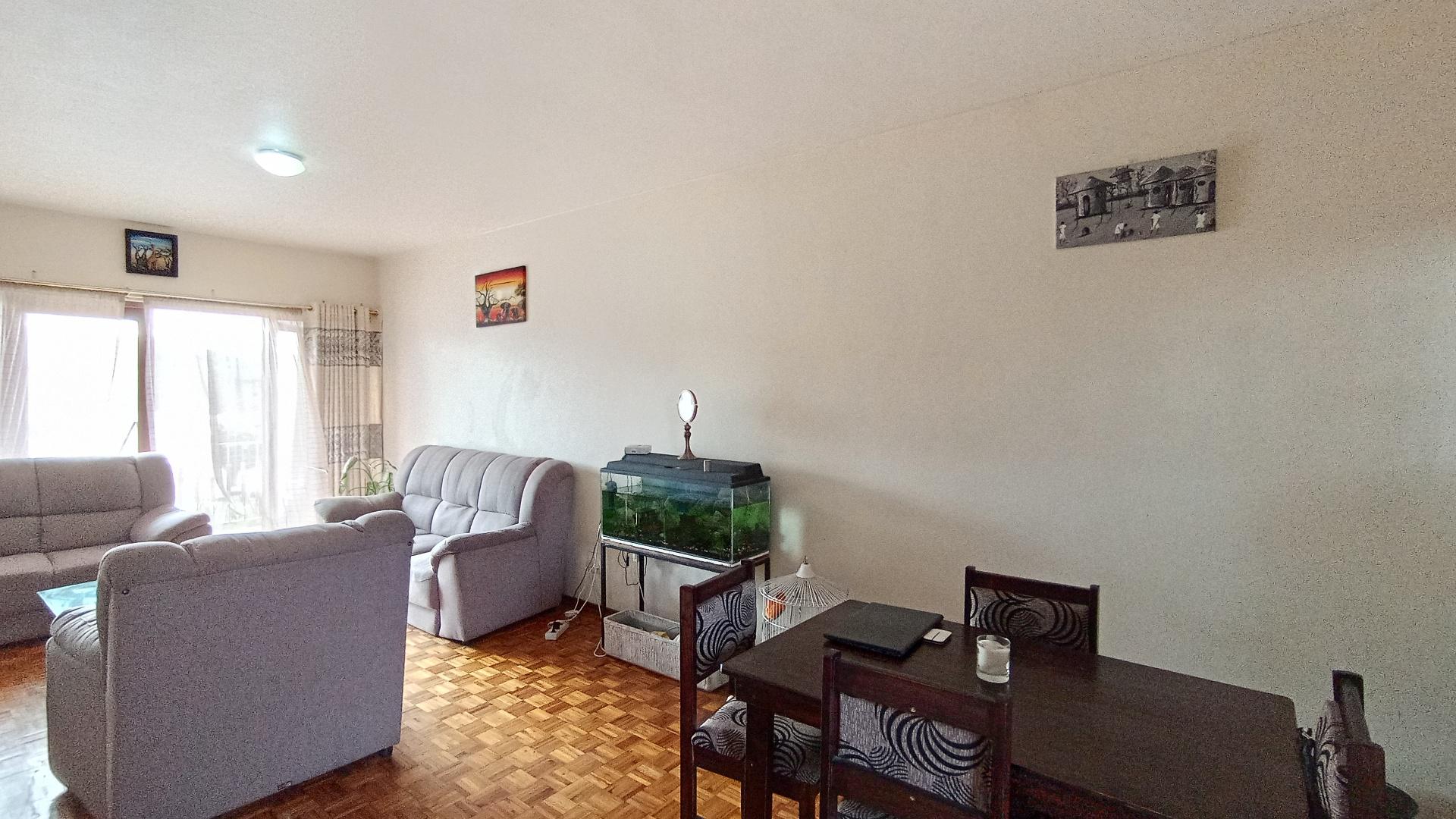 Dining Room - 9 square meters of property in Pineside