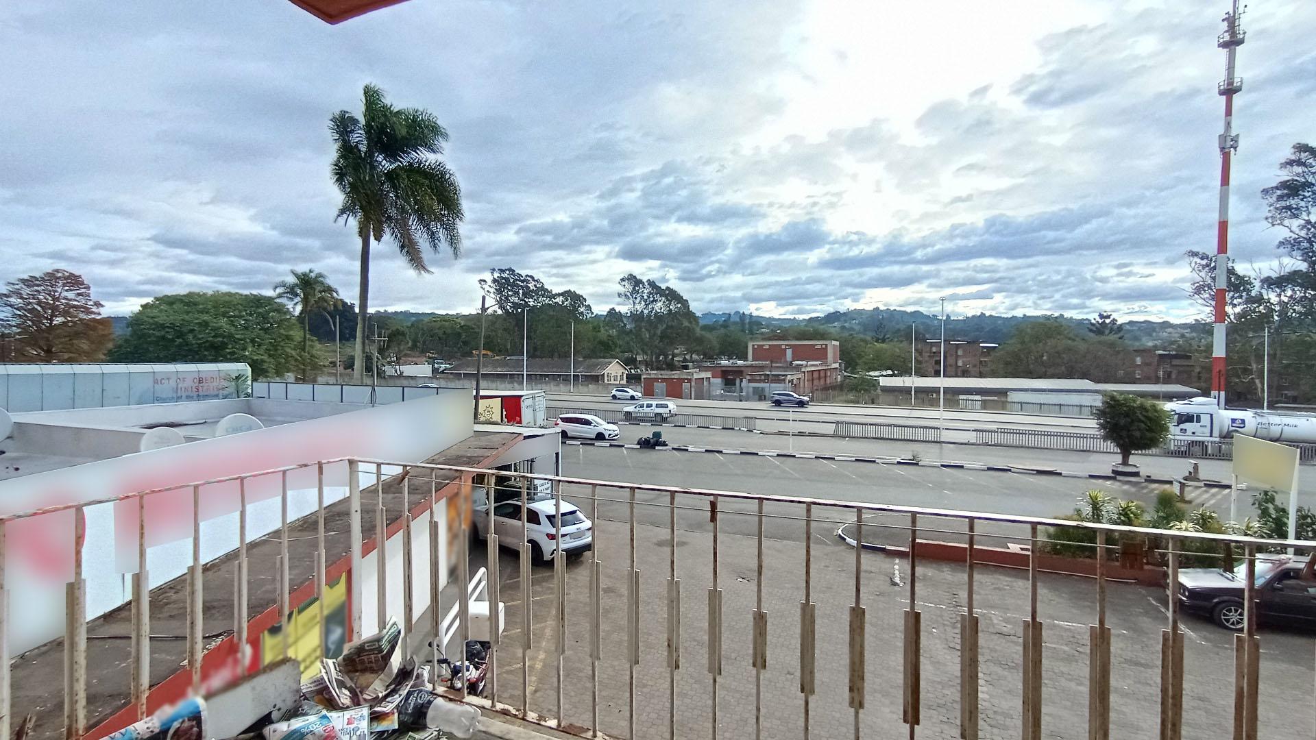 Balcony - 7 square meters of property in Pineside