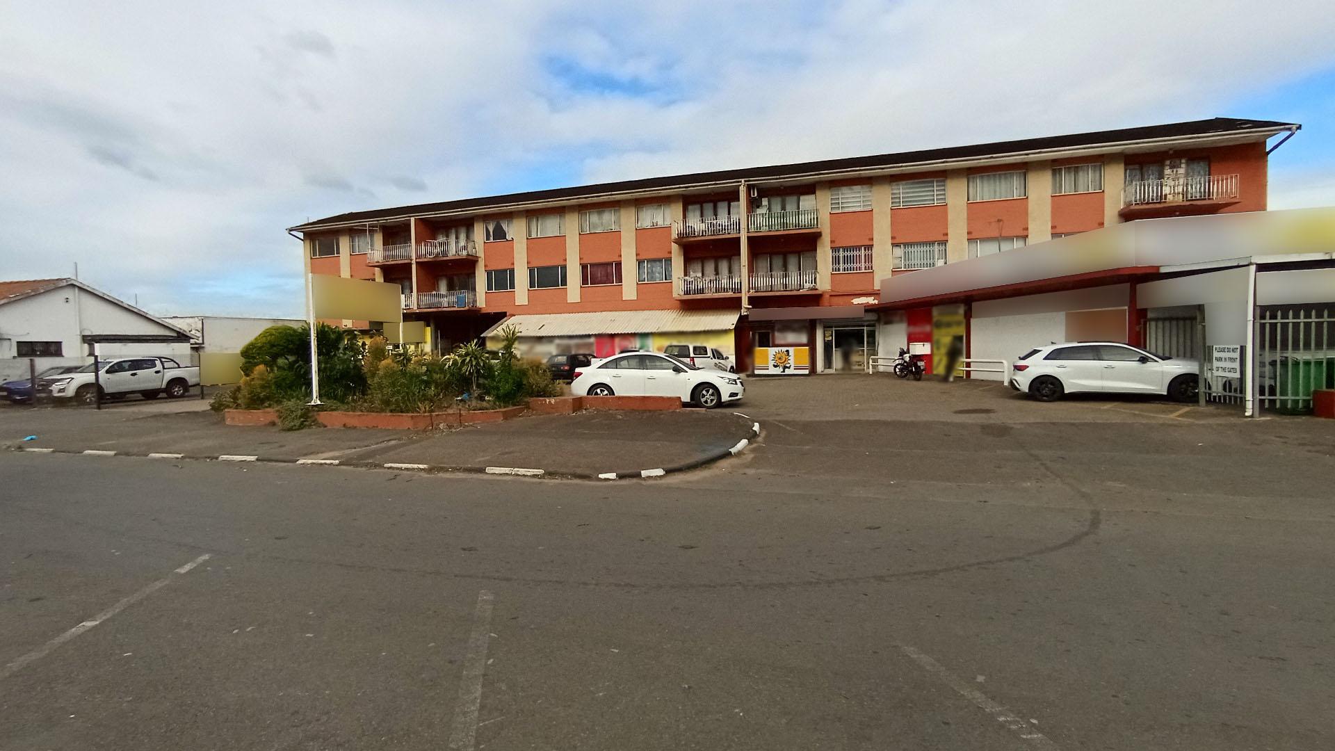 Front View of property in Pineside