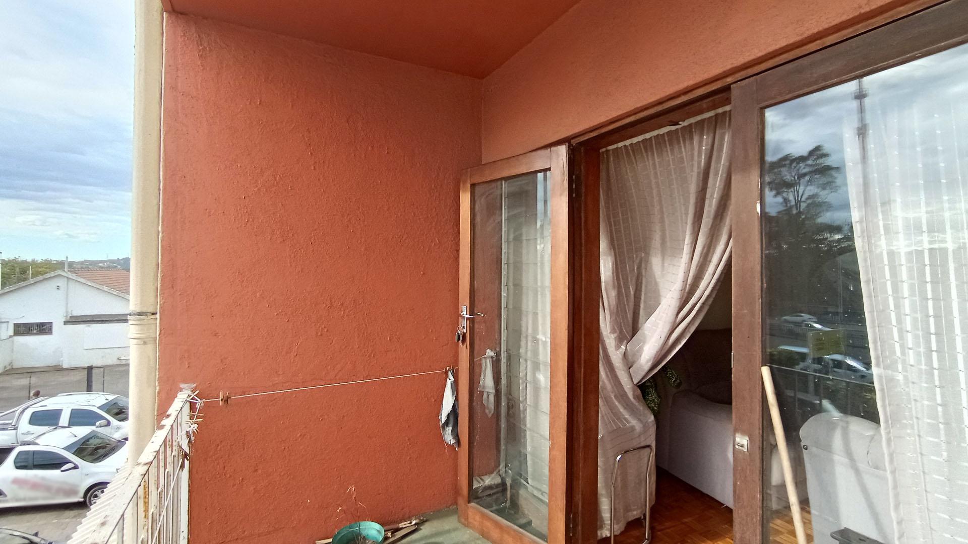 Balcony - 7 square meters of property in Pineside