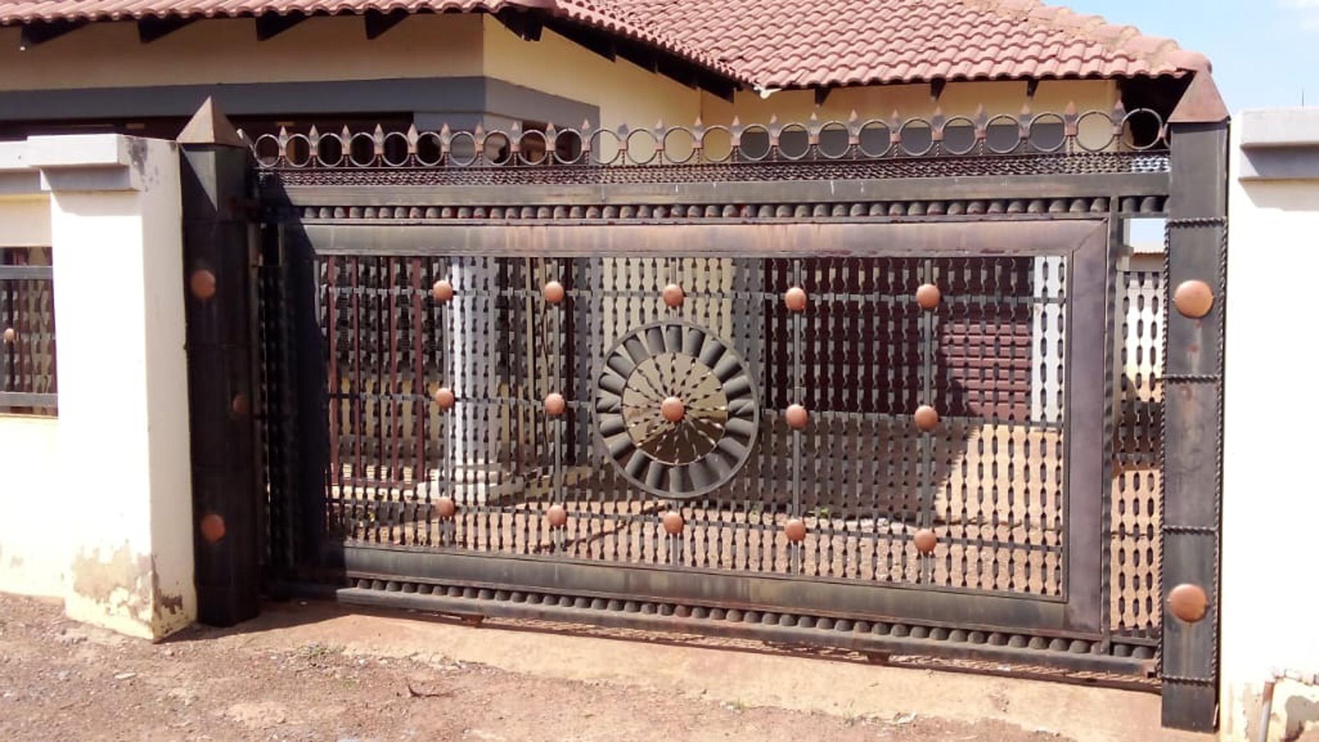 Front View of property in Mashishing