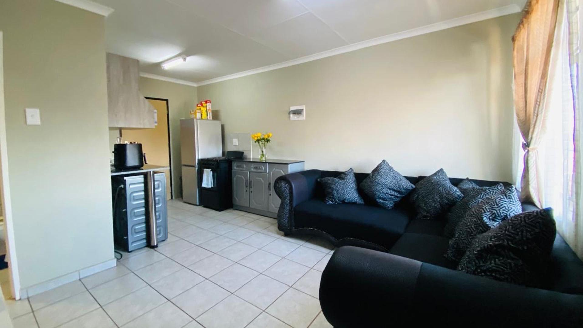 Lounges of property in Sky City