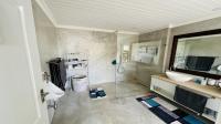 Bathroom 3+ of property in Tergniet