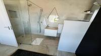 Bathroom 1 of property in Tergniet