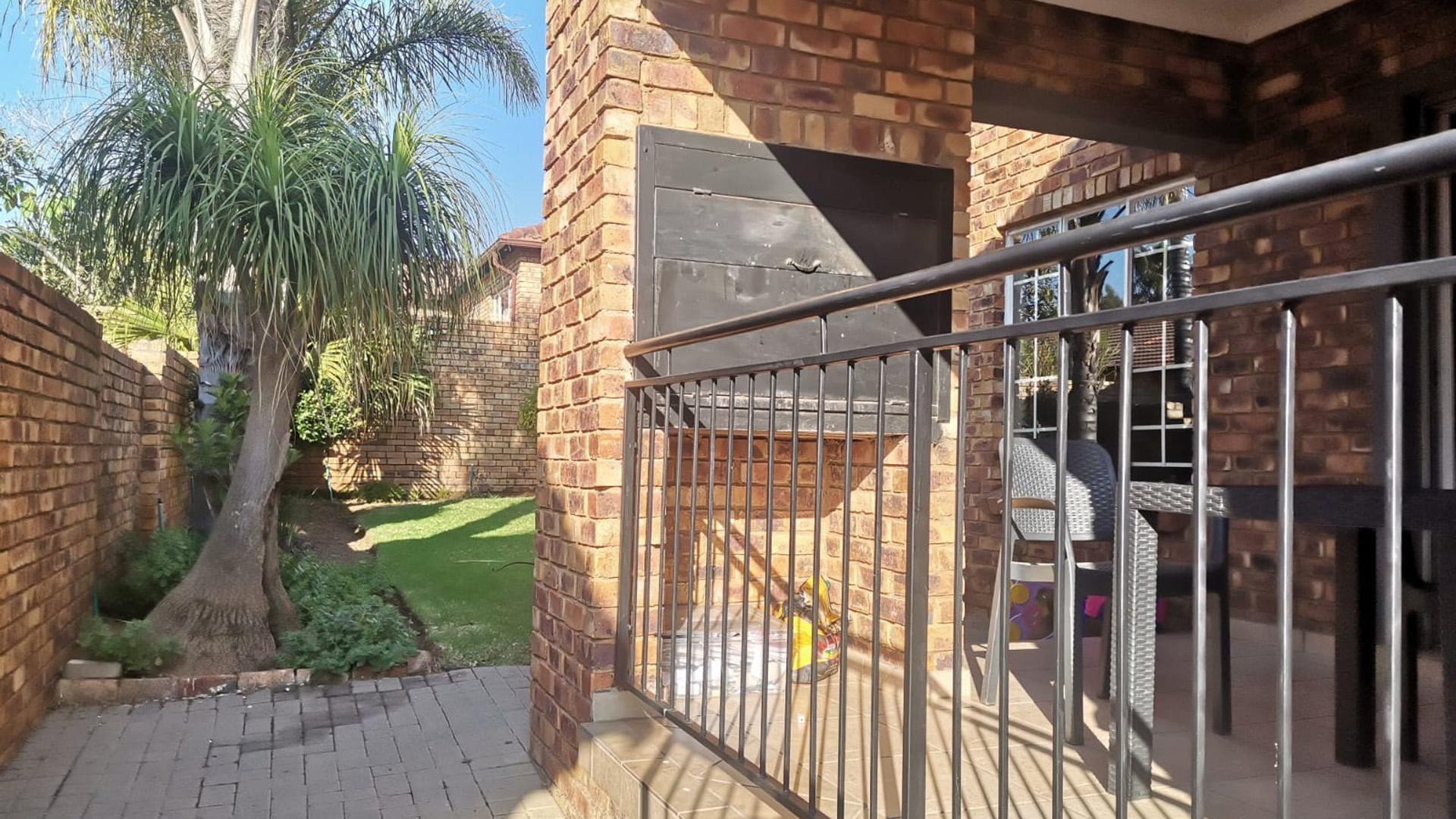 Entertainment of property in Amberfield