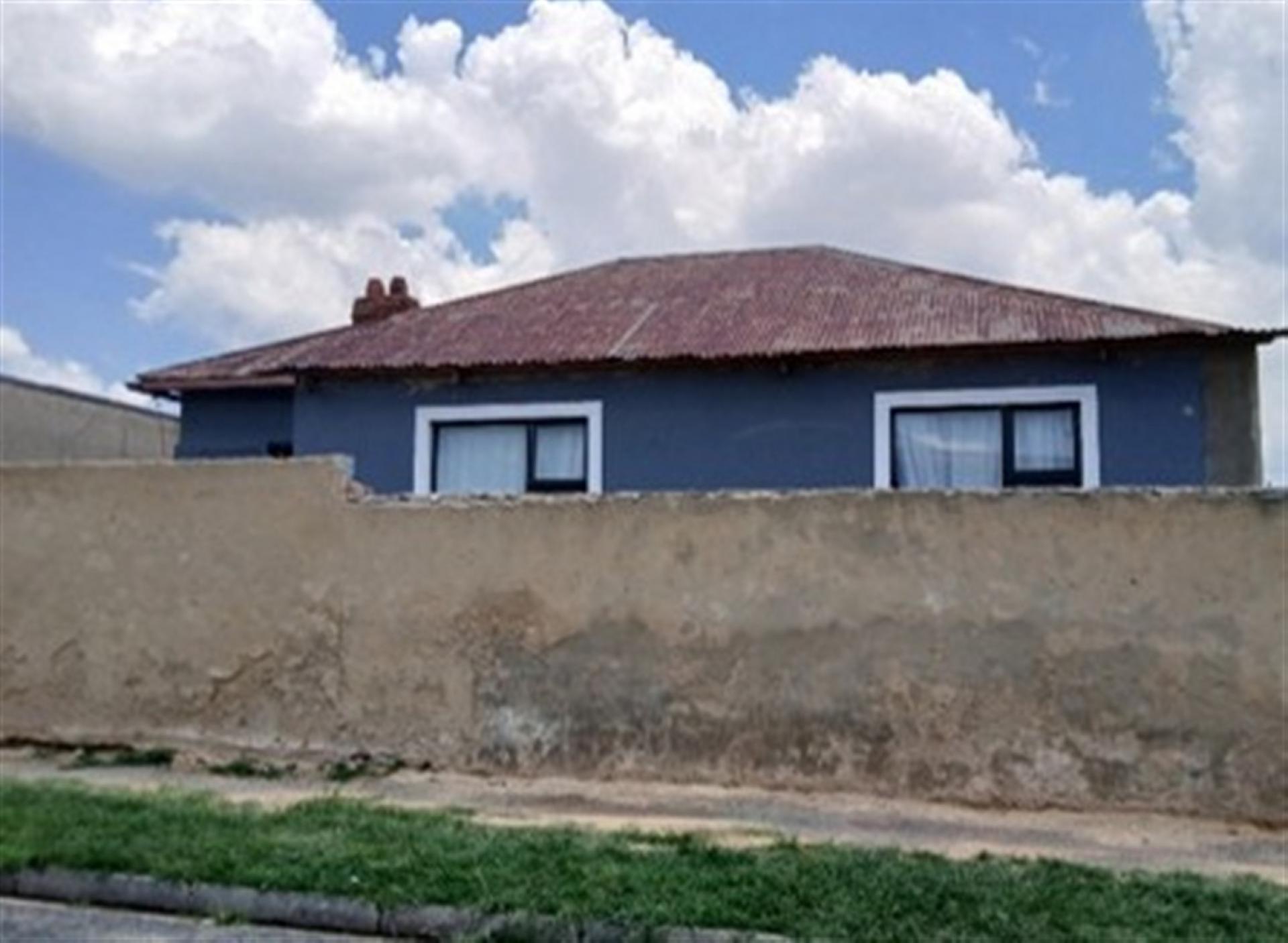 Front View of property in Regents Park