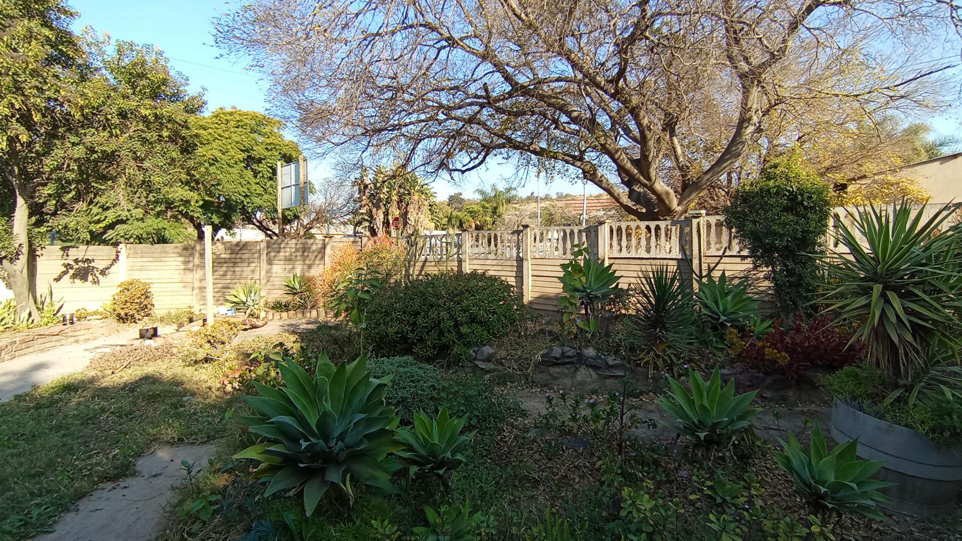 Backyard of property in Hermanstad