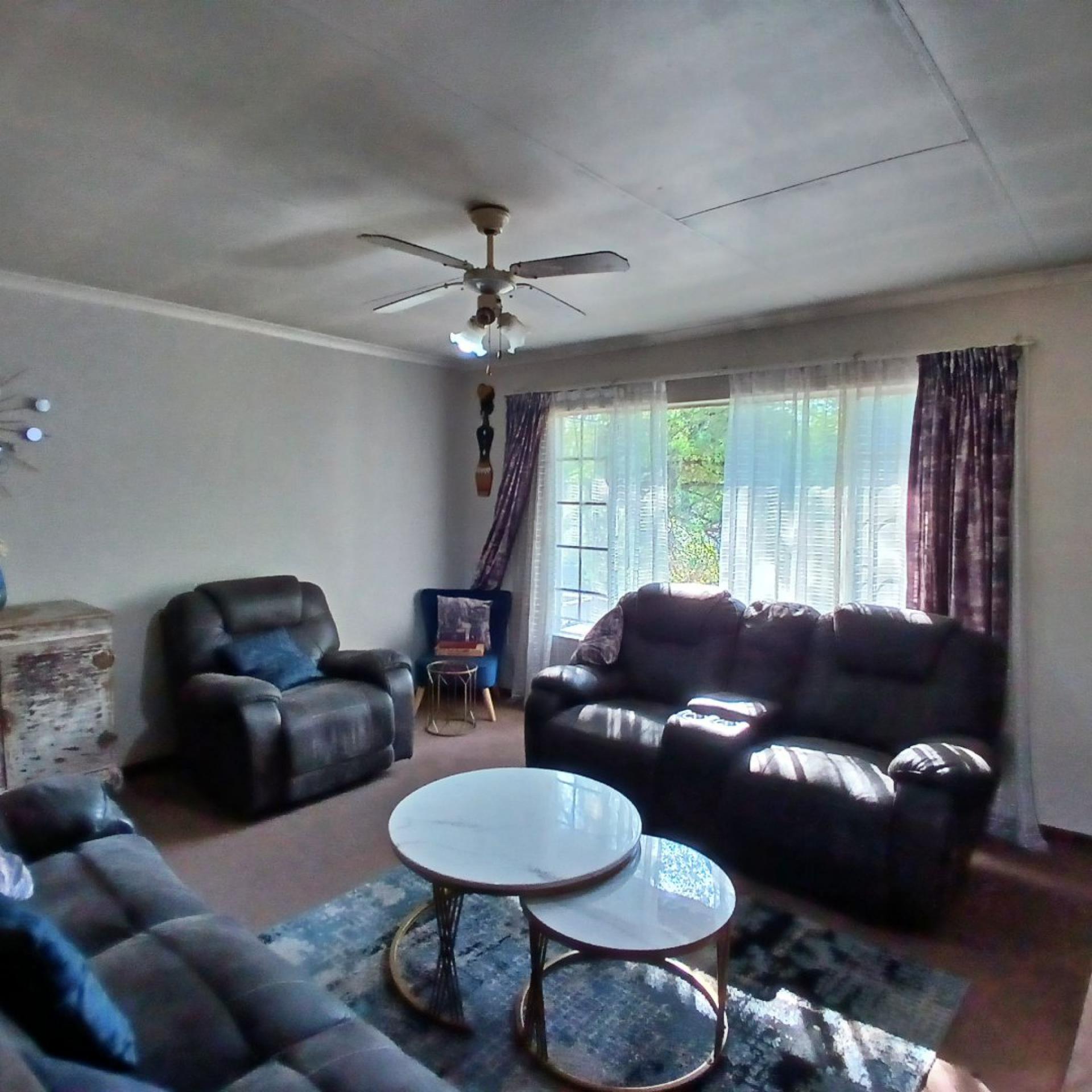  of property in Ravenswood