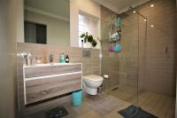  of property in Honeydew Ridge
